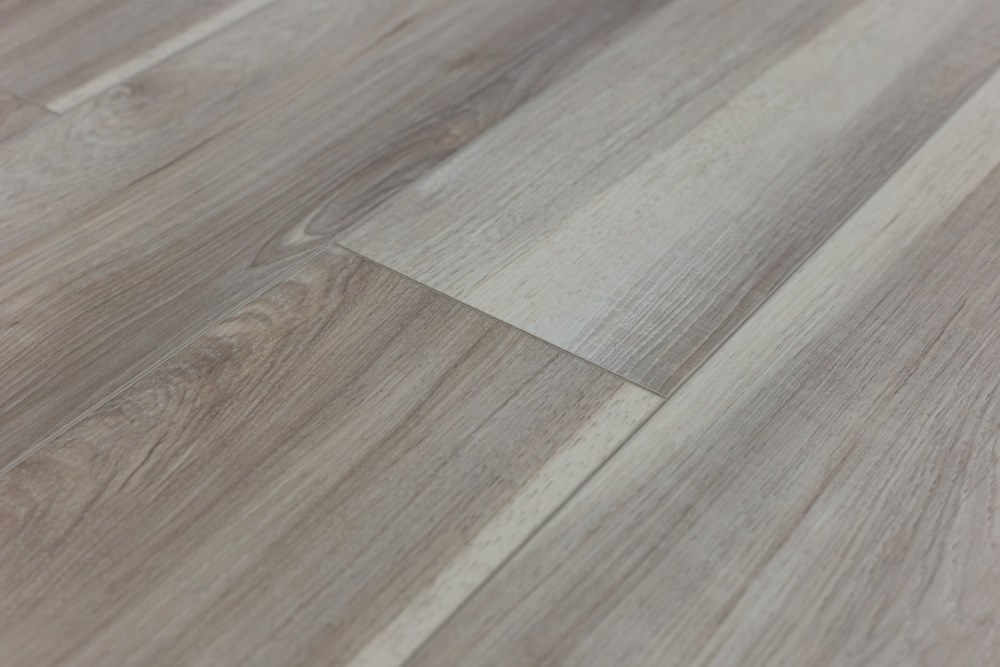 Замковая ПВХ плитка "Art Tile" Тис Юге (1220*152*5 мм) — купить в Екатеринбурге