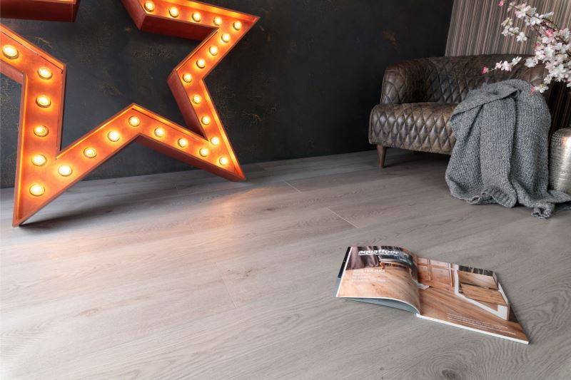 Замковая ПВХ плитка "Aquafloor" AF8022XXL (1800*228*8 мм) — купить в Екатеринбурге