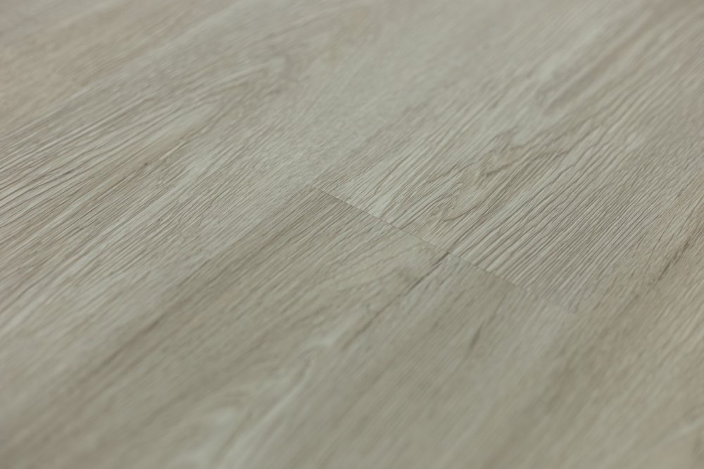 Замковая ПВХ плитка "Art Tile" Дуб Британь (920*150*4 мм) — купить в Екатеринбурге