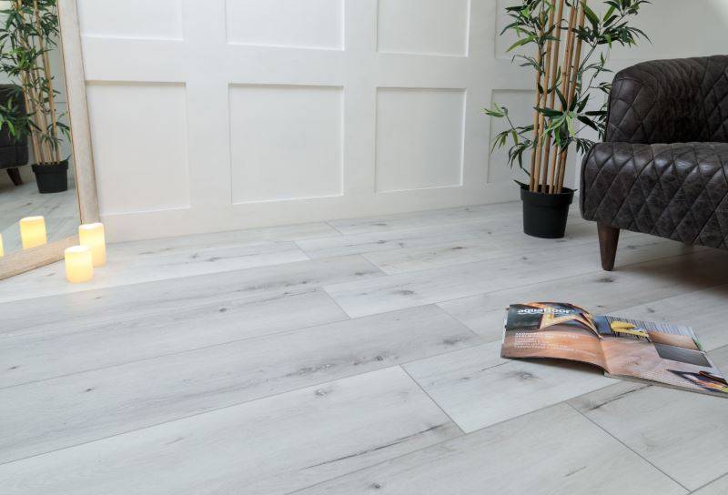 Замковая ПВХ плитка "Aquafloor" AF8006XL (1524*228*8 мм) — купить в Екатеринбурге