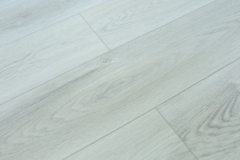 Замковая ПВХ плитка "Art Tile" Дуб Ланкастер (1200*183*6 мм) — купить в Екатеринбурге