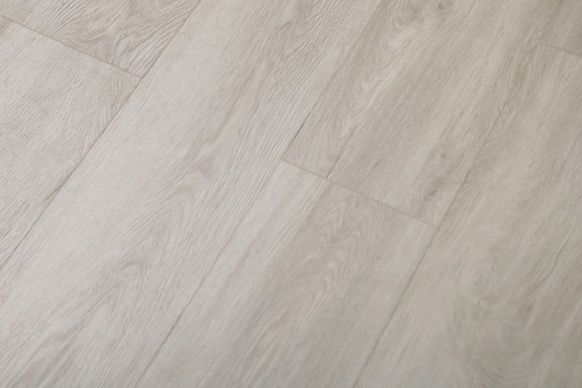 SPC ламинат "Profield" Дуб Кьявари (1220*184*4 мм) — купить в Екатеринбурге